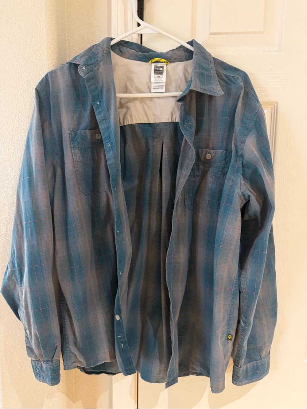 Mountain Hardwear Blue Plaid Casual Button-Down Shirt